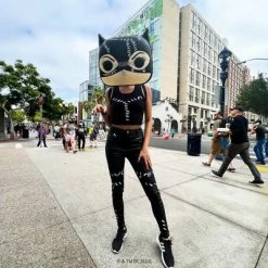 Brand new 👍 Kids' DC Comics Catwoman Funko Pop! Oversized 🦇 Halloween Costume Mask 🥰